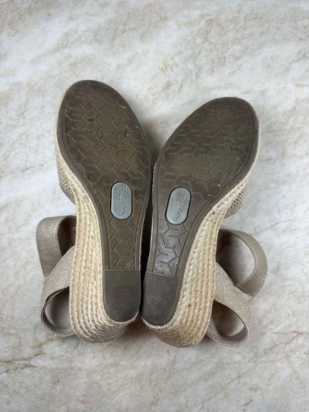 Me Too Blair Espadrille Wedge Sandals Gold Metallic Knit Womens 8.5 M - Picture 10 of 14